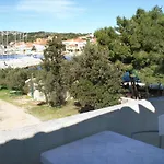 Apartmán Family Friendly Seaside Jezera, Murter - 5062 *