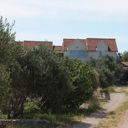 Family Friendly Seaside Jezera, Murter - 5062 Jezera