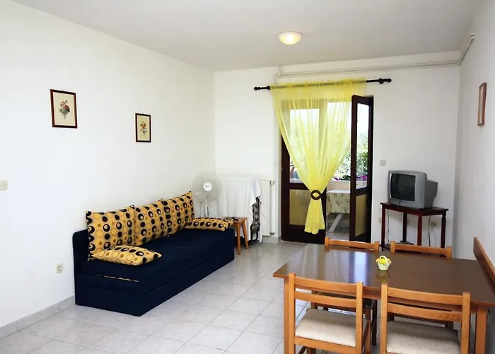 Family Friendly Seaside Jezera, Murter - 5062 Apartamento Jezera