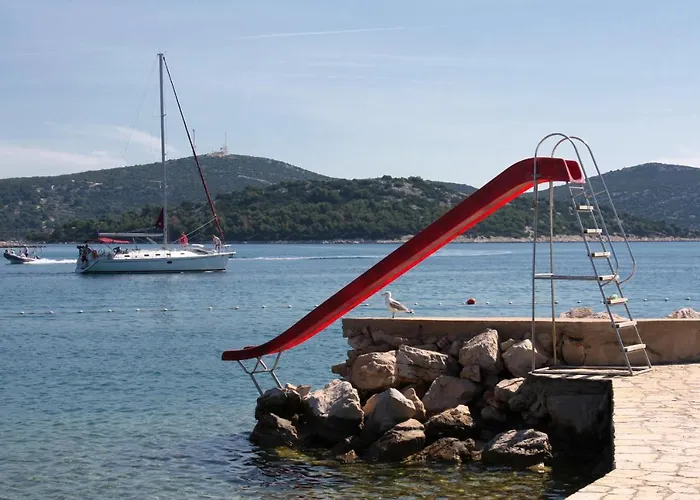 Family Friendly Seaside Jezera, Murter - 5062 *